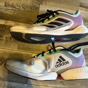 Size 10.5 men’s Adidas Bounce